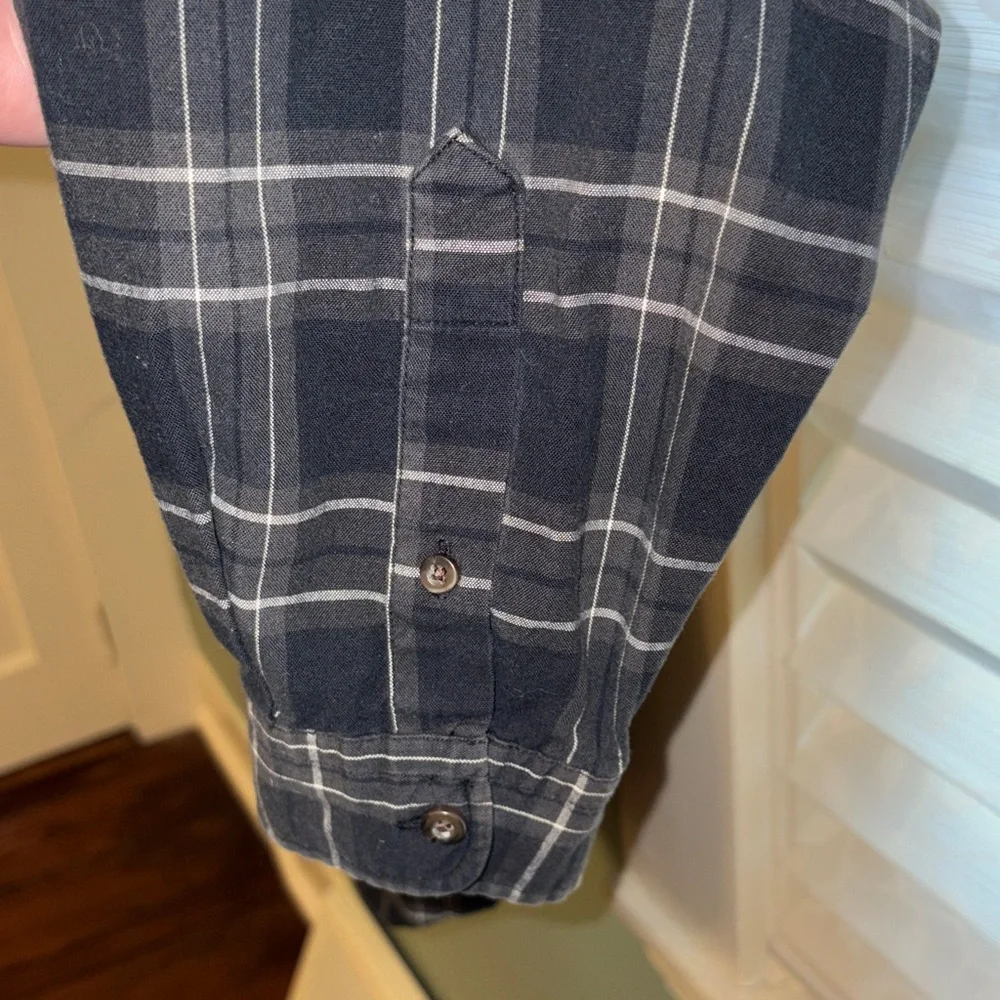 Eddie Bauer Plaid Button Down Shirt Men’s XL Black White Flannel Casual - Picture 6 of 8